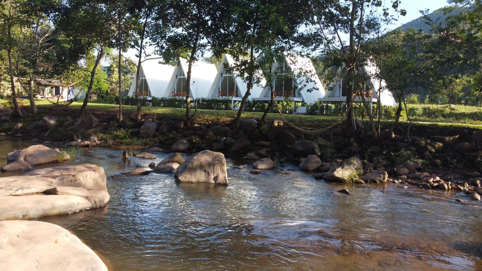 บ้านทรงเอ